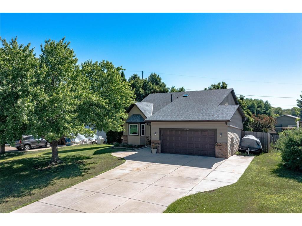 11120 Hampshire Court E Champlin MN 55316 7092666 image2