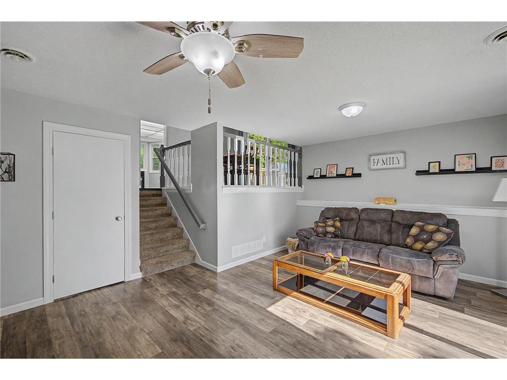 11120 Hampshire Court E Champlin MN 55316 7092666 image20