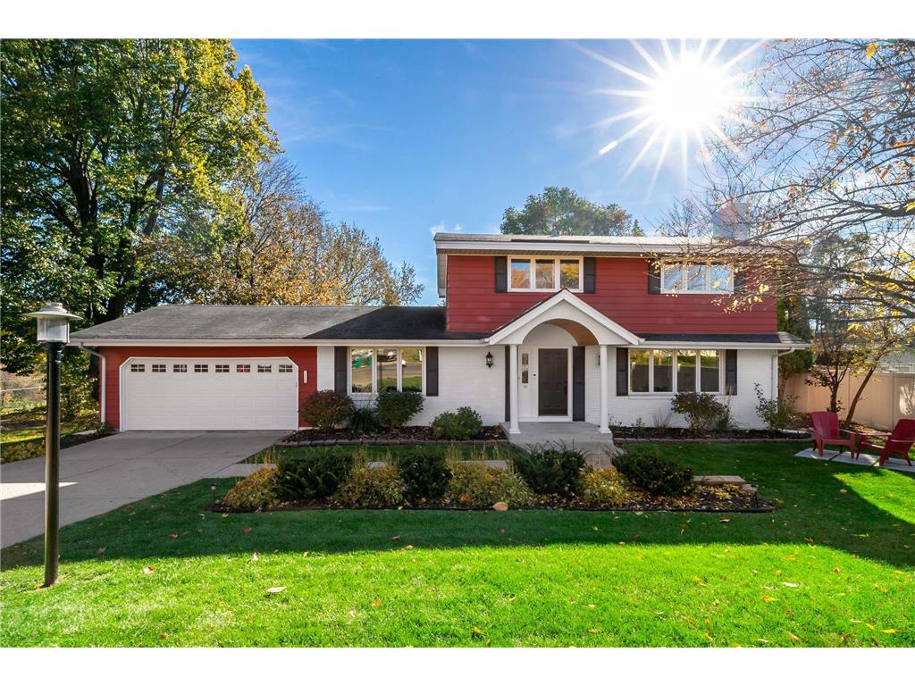 11129 Carver Court Burnsville MN 55337 7012330 image1