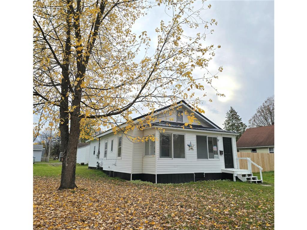 1113 8th Street International Falls MN 56649 6622994 image1