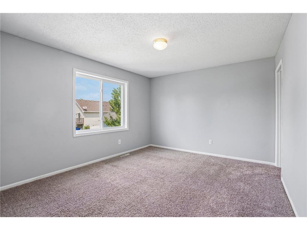 1113 Hickory Street Farmington MN 55024 7096422 image22
