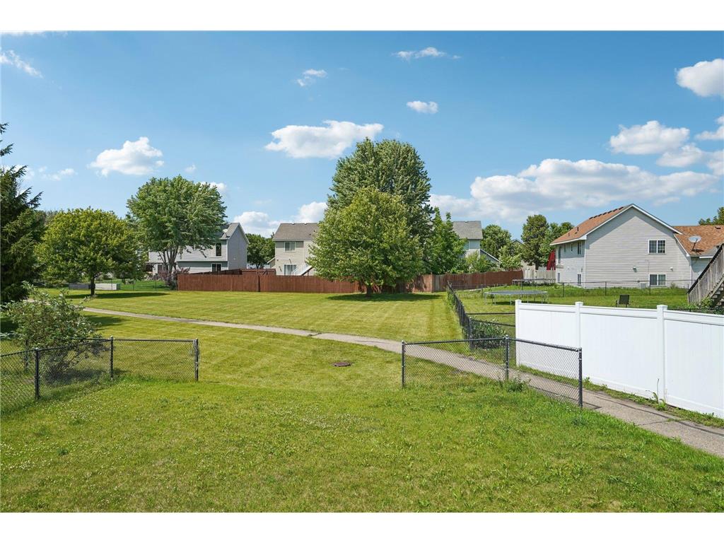 1113 Hickory Street Farmington MN 55024 7096422 image35