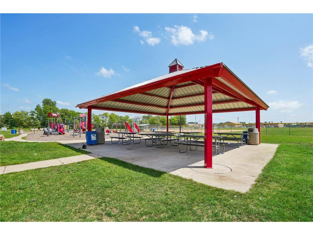 1113 Hickory Street Farmington MN 55024 7096422 image36