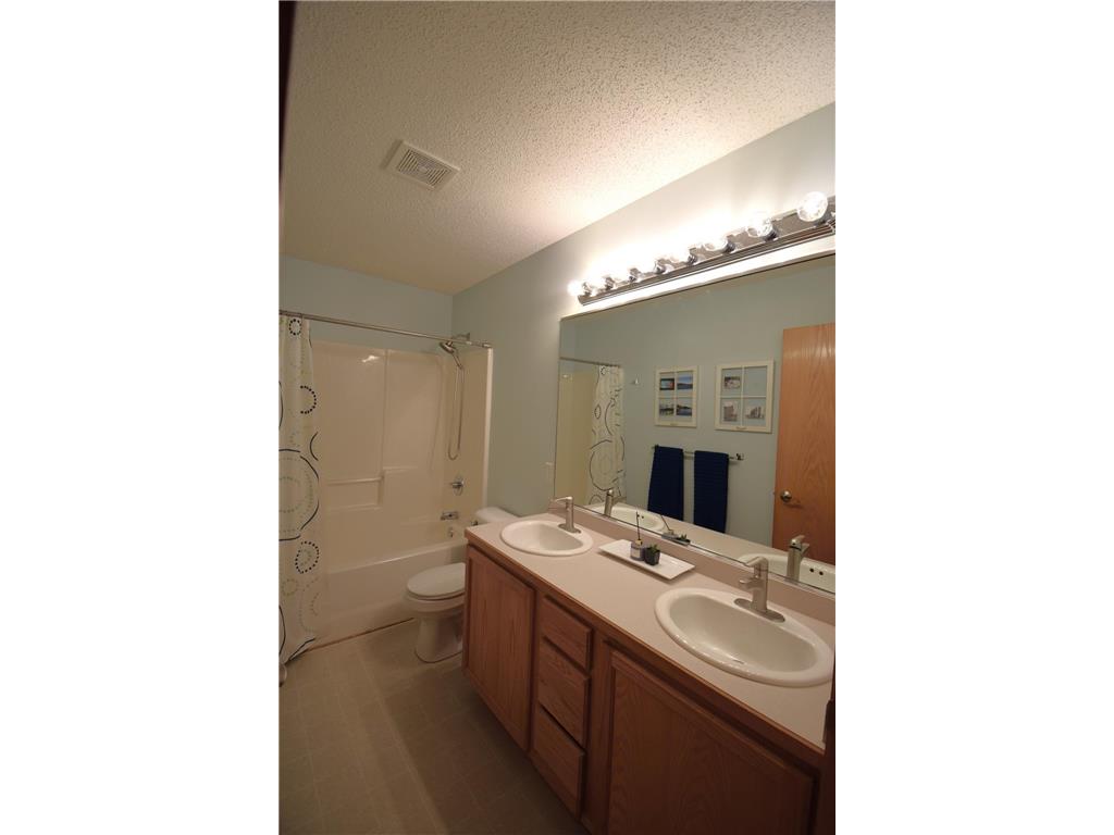 1113 N Cheyenne Street Roberts WI 54023 6816035 image17