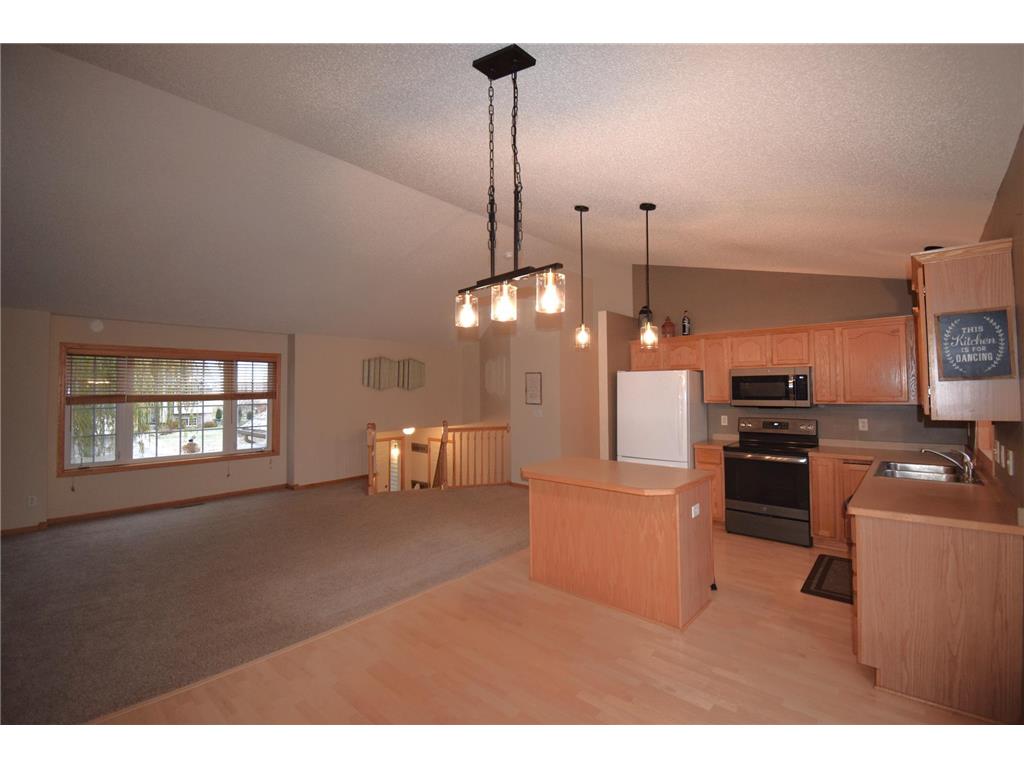 1113 N Cheyenne Street Roberts WI 54023 6816035 image9