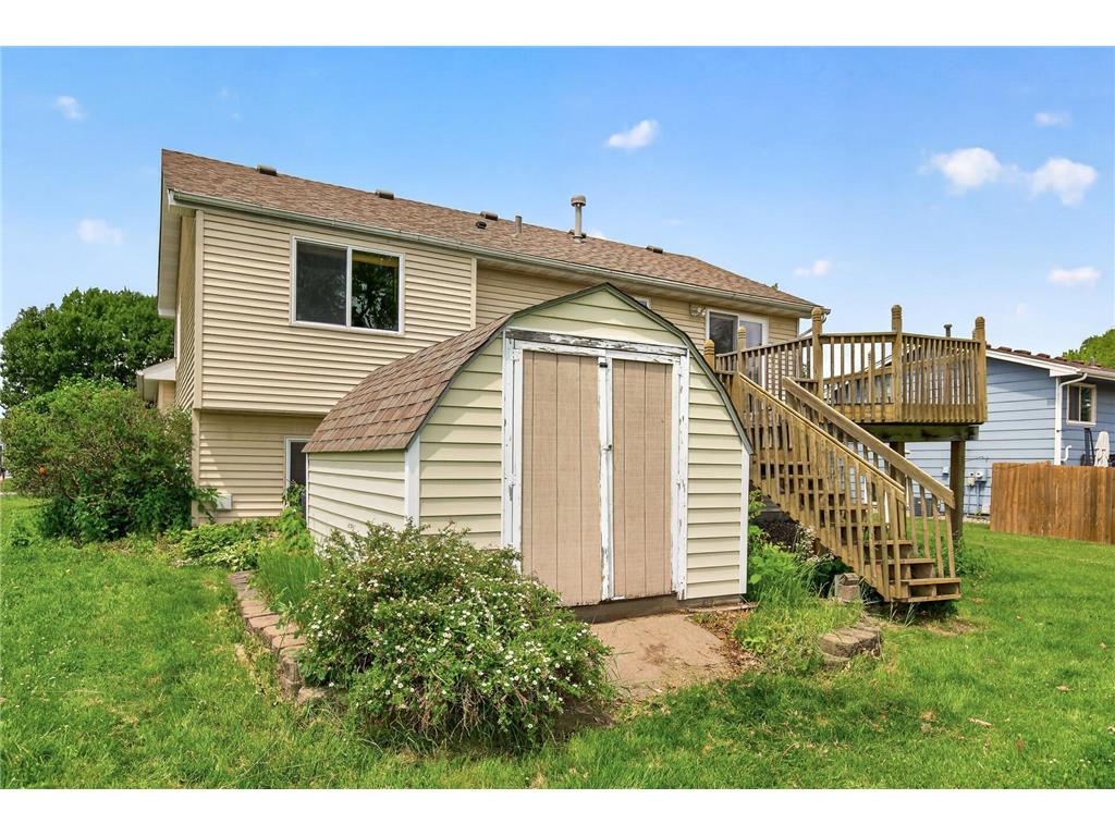 1113 Polk Street S Shakopee MN 55379 7089950 image34