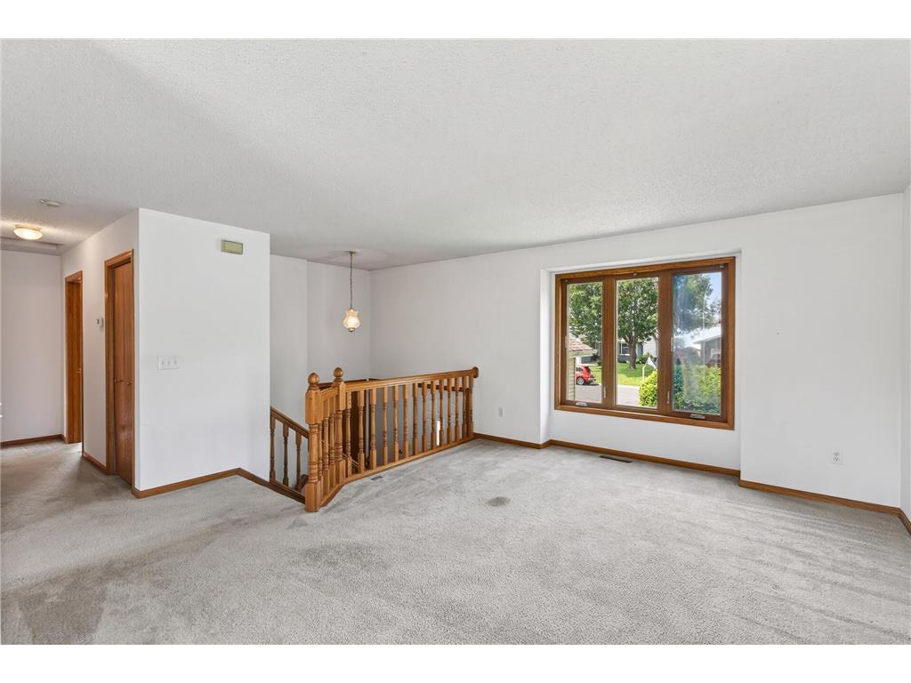 1113 Polk Street S Shakopee MN 55379 7089950 image4