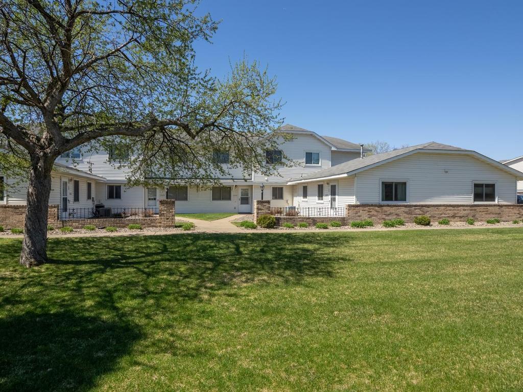 11135 Drake Street NW Coon Rapids MN 55433 7064381 image1