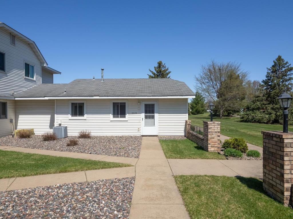 11135 Drake Street NW Coon Rapids MN 55433 7064381 image3