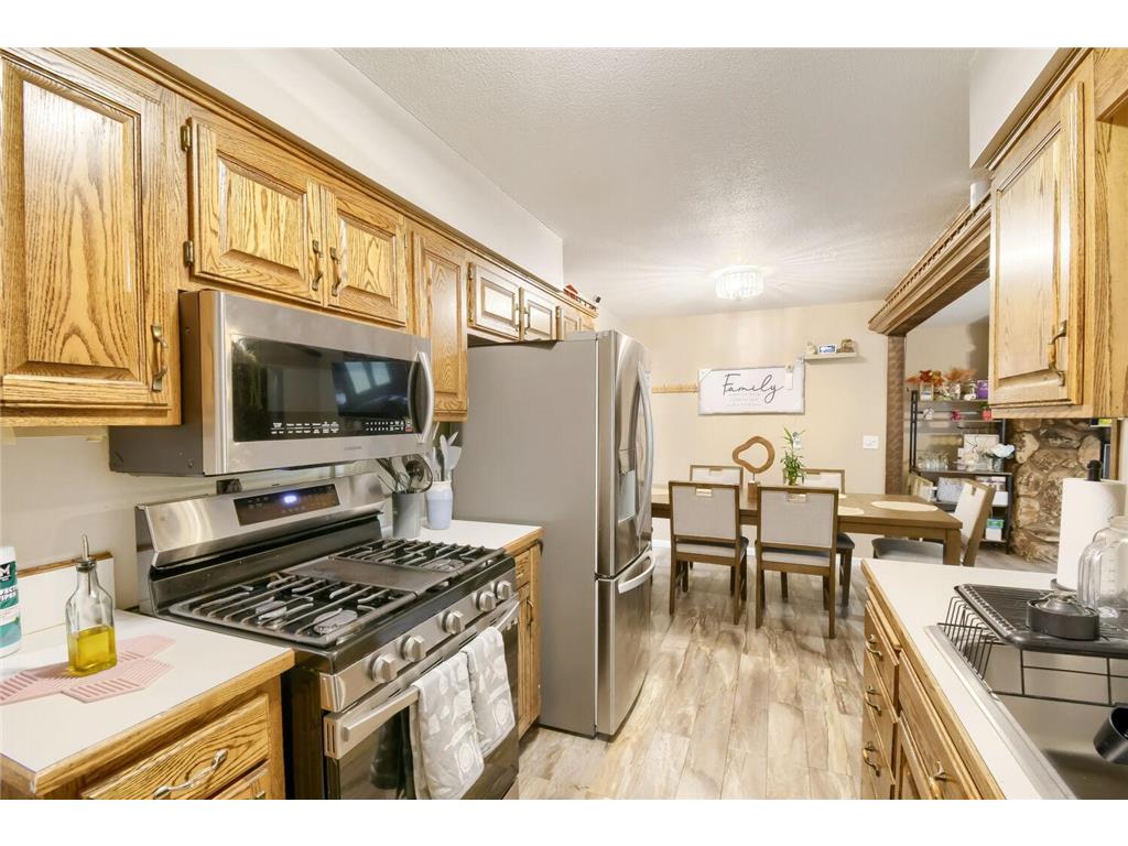 11138 Washington Street NE Blaine MN 55434 7078123 image9