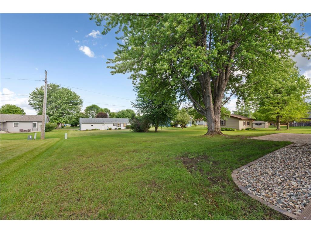 1114 10th Street Gaylord MN 55334 7102743 image32