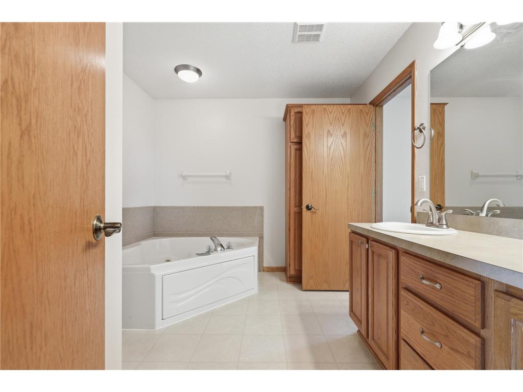 1114 Hidden Creek Boulevard Mayer MN 55360 7102137 image18