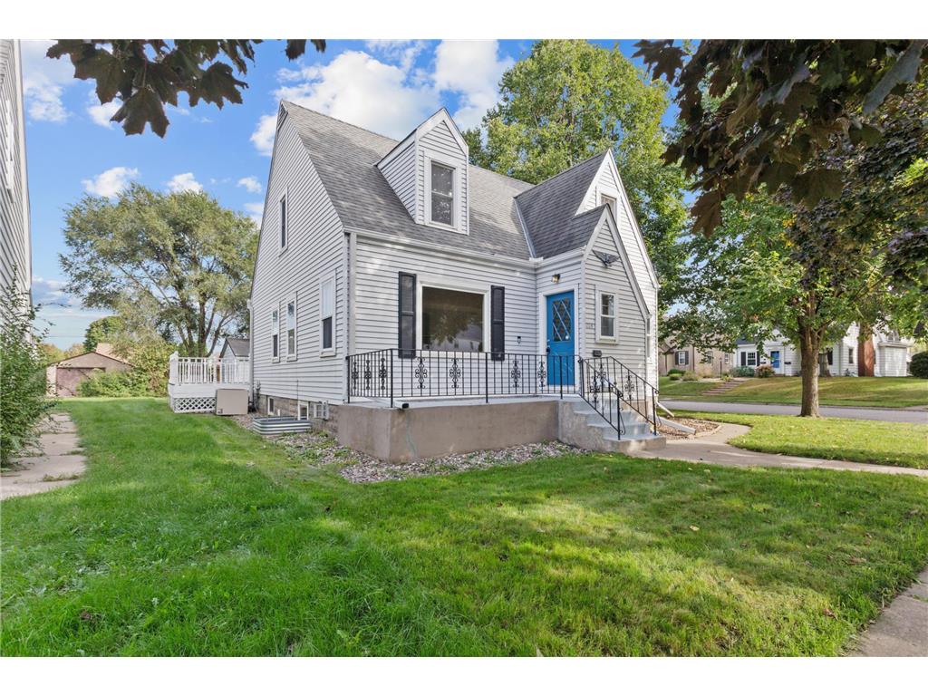 1114 Lane Place Saint Paul MN 55106 6797940 image1