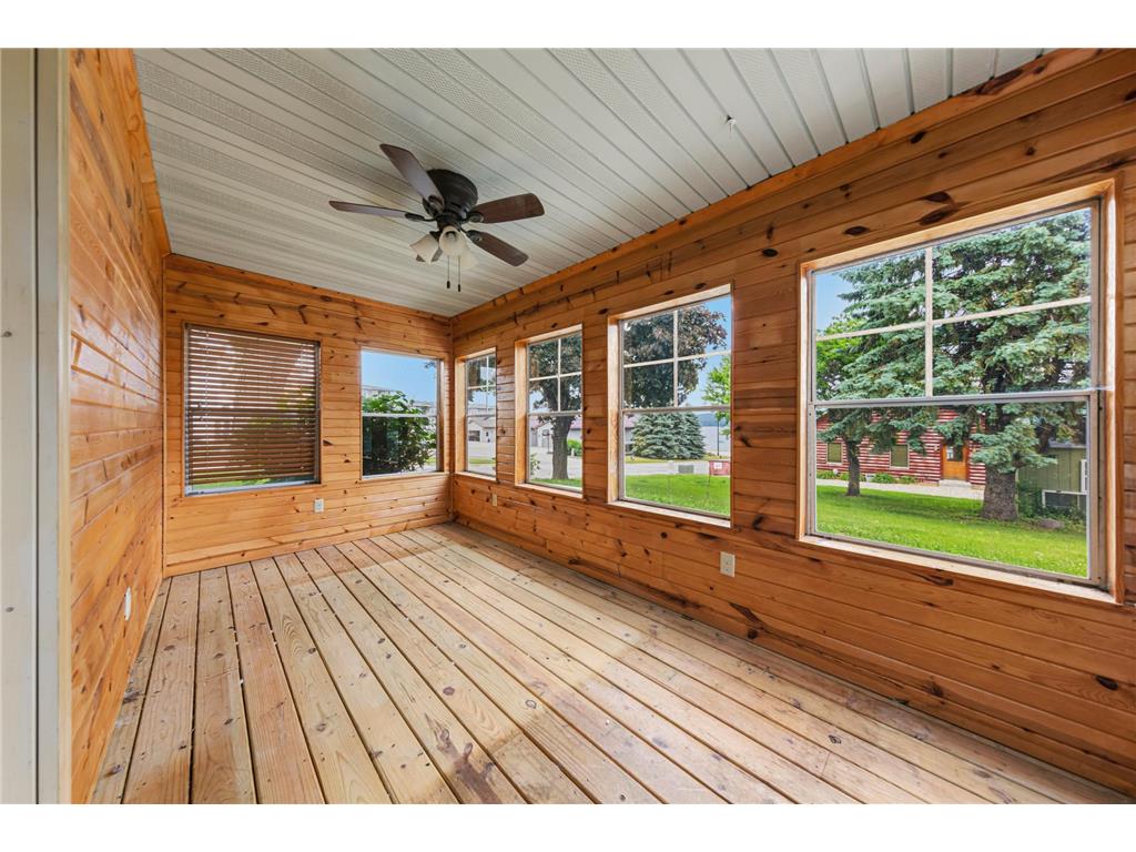 1114 N High Street Lake City MN 55041 - PEPIN 7087357 image10