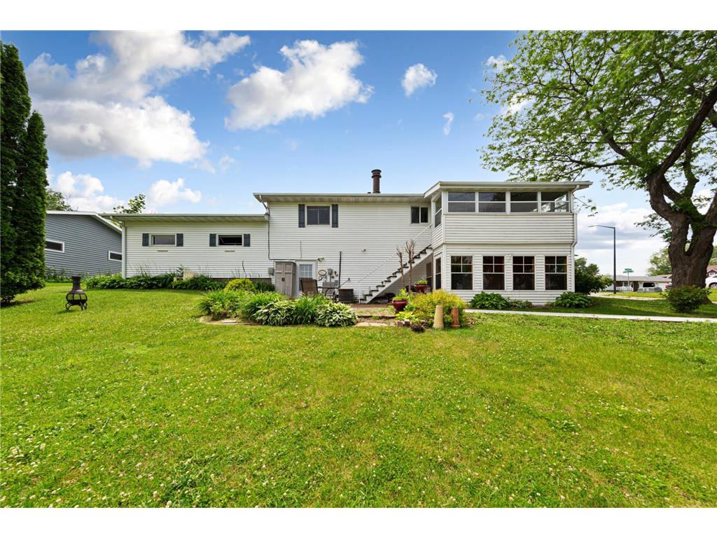 1114 N High Street Lake City MN 55041 - PEPIN 7087357 image39