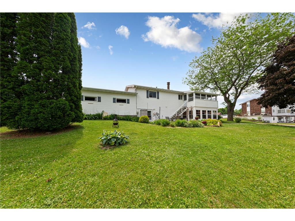 1114 N High Street Lake City MN 55041 - PEPIN 7087357 image40