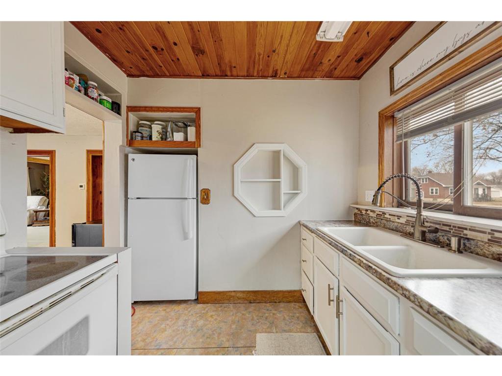 1114 N Prairie Avenue Fairmont MN 56031 6820031 image12