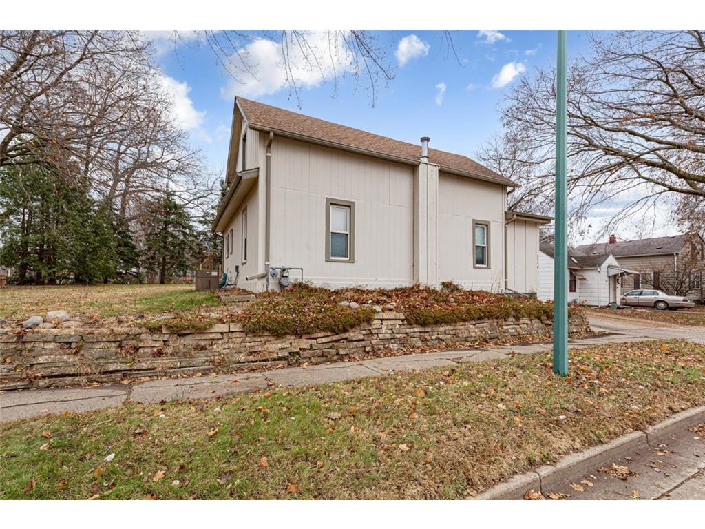 1114 N Prairie Avenue Fairmont MN 56031 6820031 image25