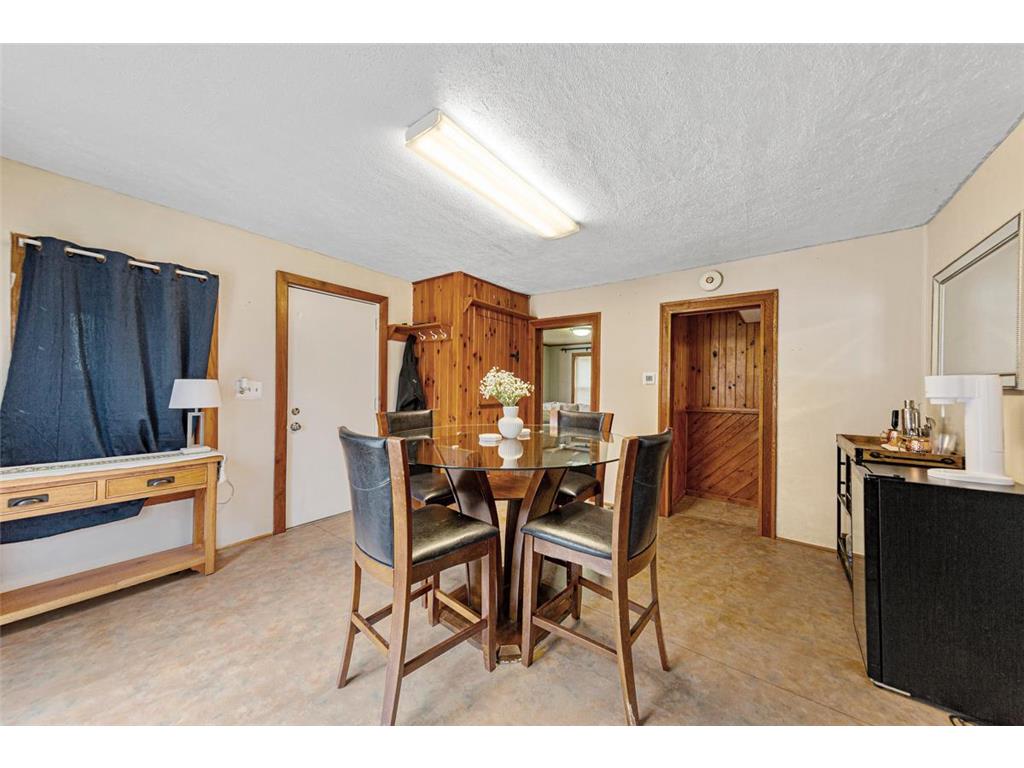 1114 N Prairie Avenue Fairmont MN 56031 6820031 image7