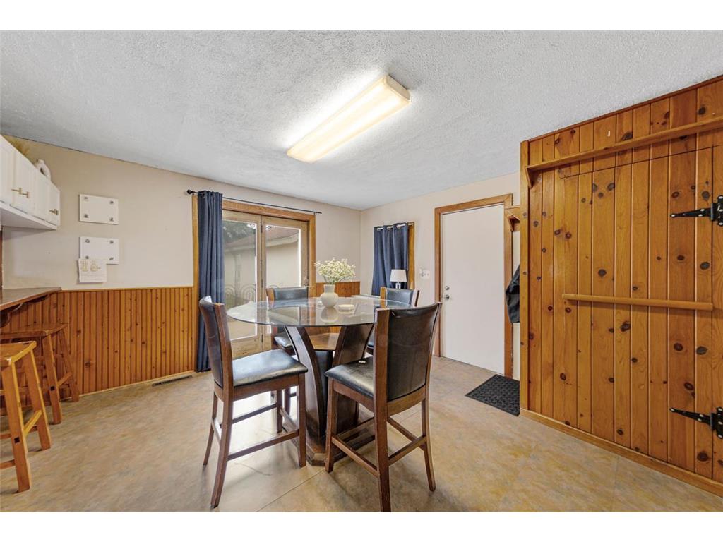 1114 N Prairie Avenue Fairmont MN 56031 6820031 image9