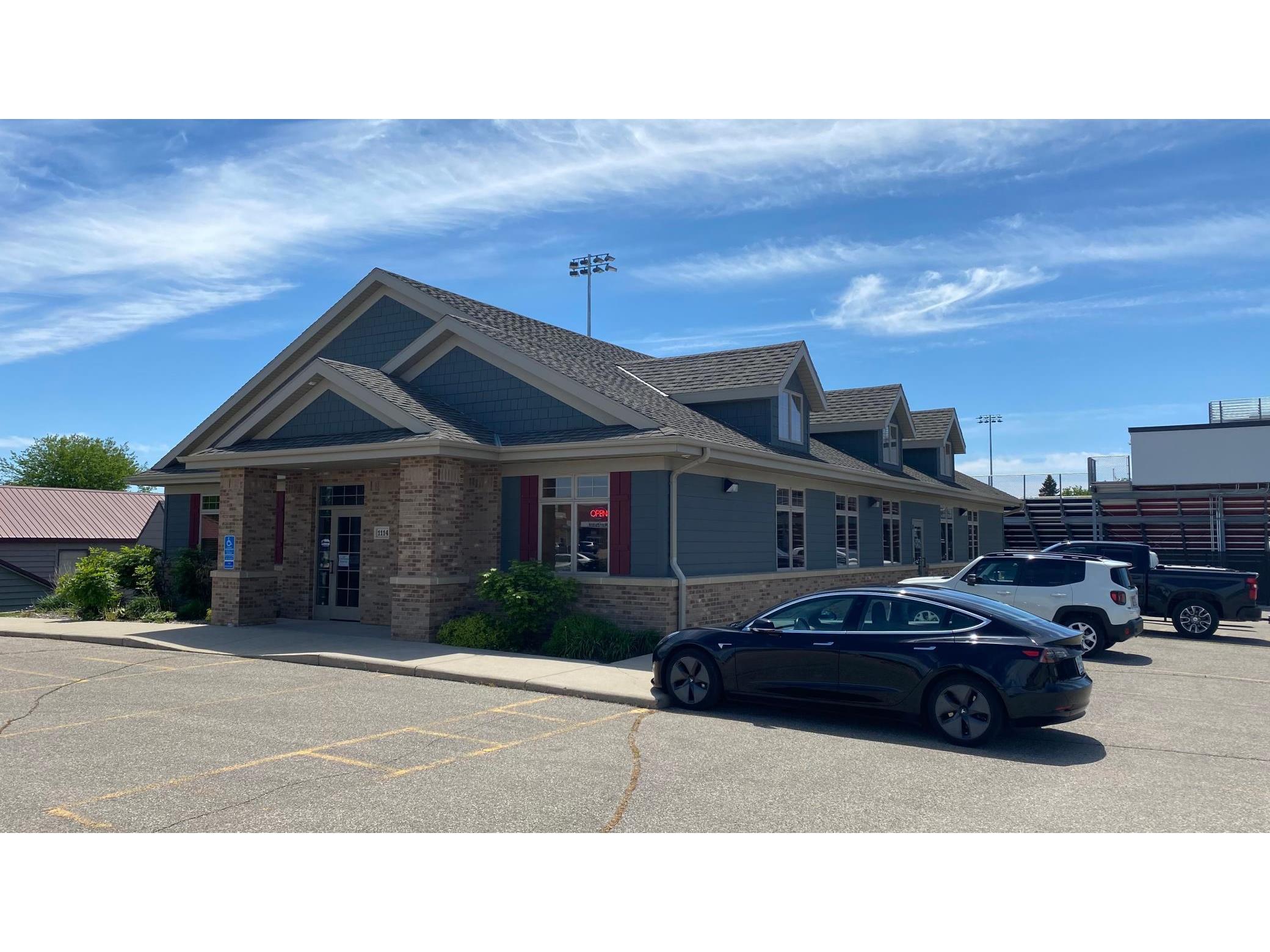 1114 Oxford Street, Worthington, MN, 56187 MLS 5767274 Edina Realty