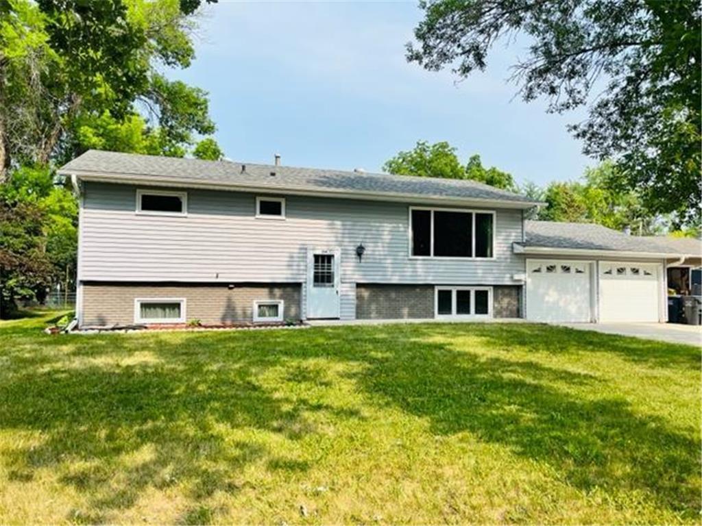 1114 Park Lane Morris MN 56267 6388588 image1