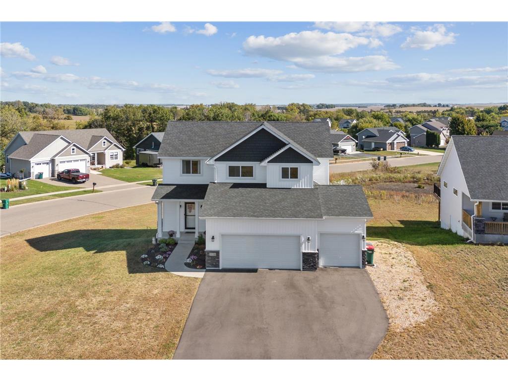 1114 Susan Lane Roberts WI 54023 6610563 image1