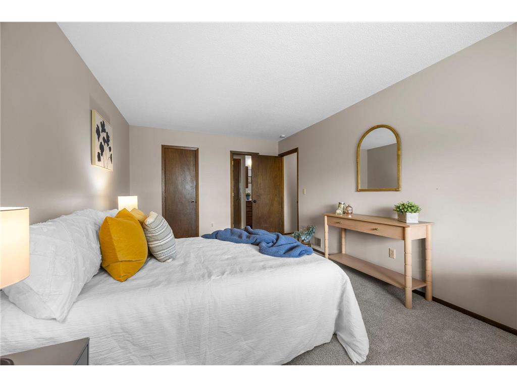 11143 Xavier Road Bloomington MN 55437 7036747 image16
