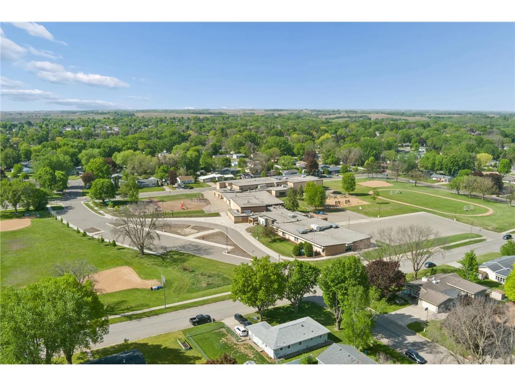 1115 10th Street SW Faribault MN 55021 7042353 image28