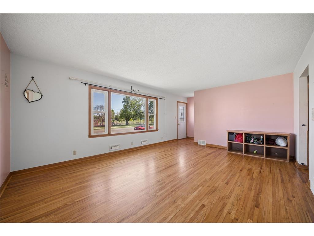 1115 10th Street SW Faribault MN 55021 7042353 image7