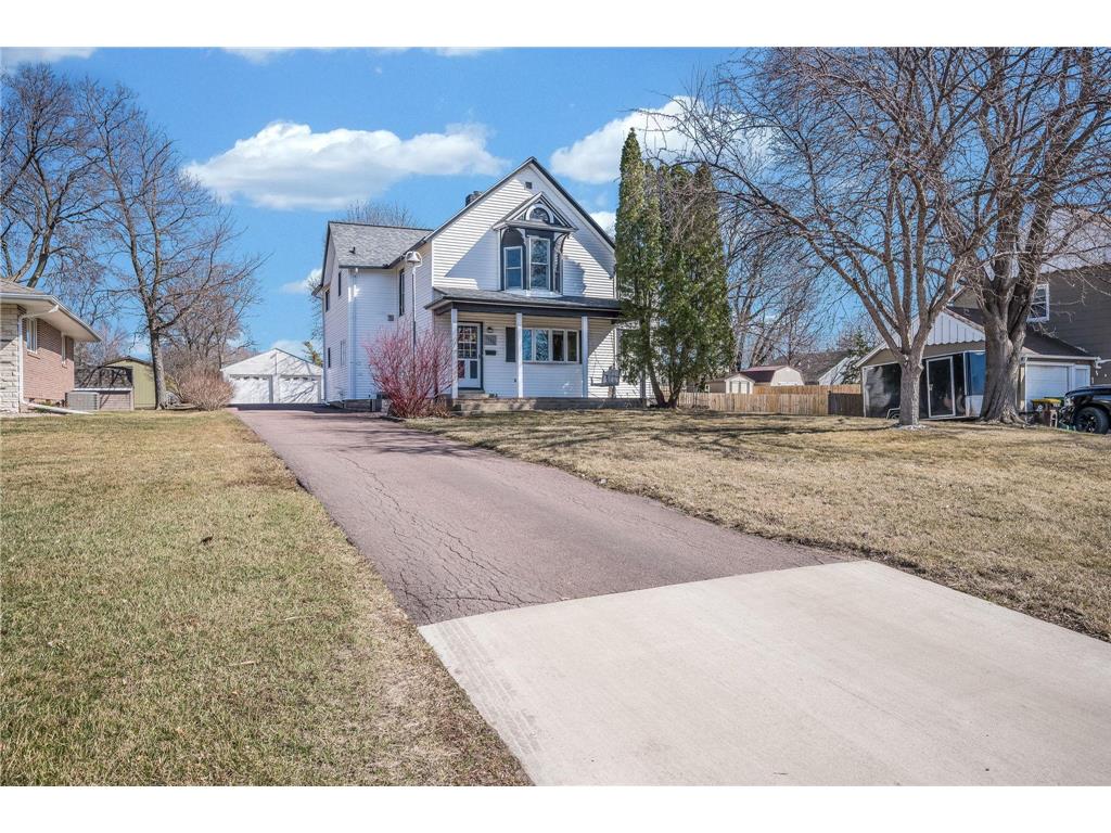 1115 Albion Avenue Fairmont MN 56031 - Budd 6570986 image1