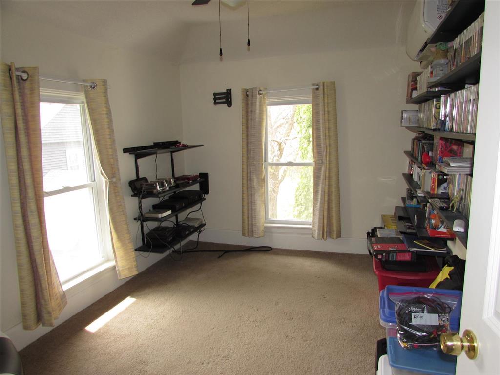 1115 Albion Avenue Fairmont MN 56031 7062188 image28