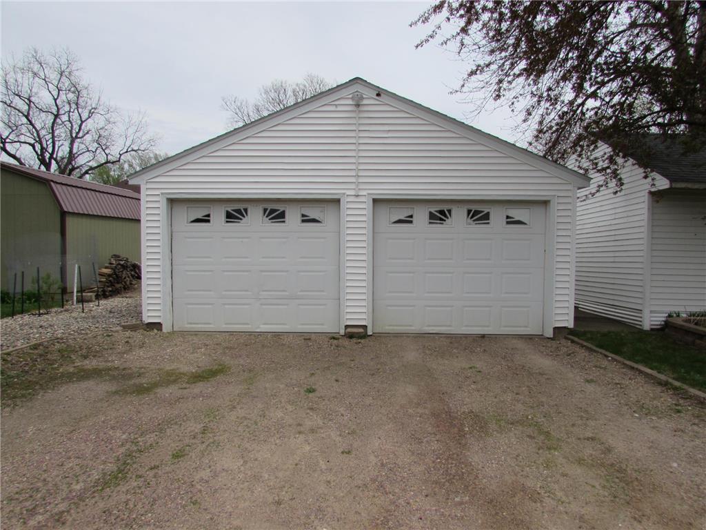 1115 Albion Avenue Fairmont MN 56031 7062188 image30