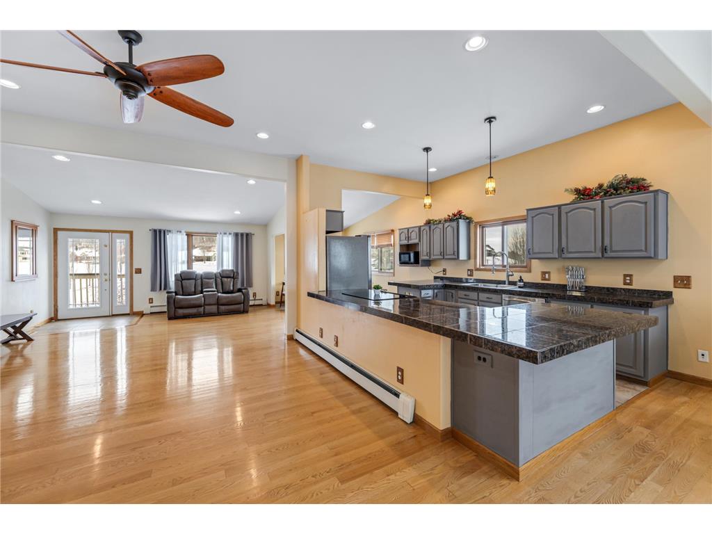 1115 Jonathan Lane La Crescent MN 55947 6825044 image8