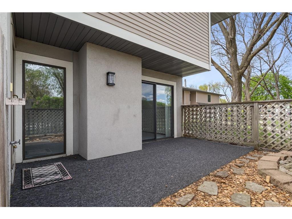 1115 Landmark Trail S Hopkins MN 55343 7071955 image2