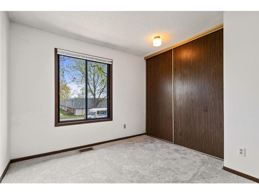 1115 Landmark Trail S Hopkins MN 55343 7071955 image20