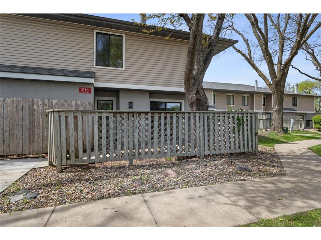 1115 Landmark Trail S Hopkins MN 55343 7071955 image3