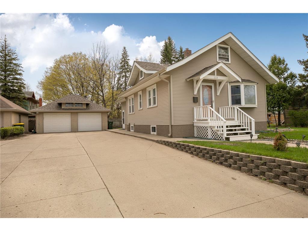 1115 Litchfield Avenue SW Willmar MN 56201 7049357 image2