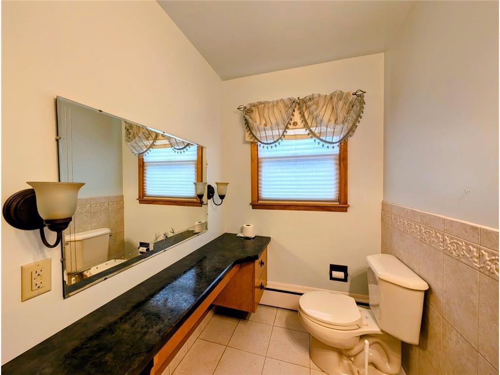 1115 N 4th Street Montevideo MN 56265 7008396 image28