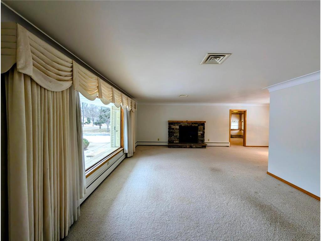 1115 N 4th Street Montevideo MN 56265 7008396 image4