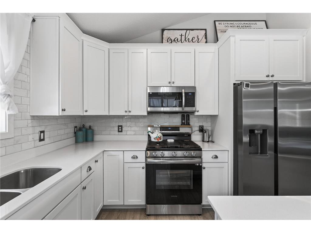 1115 Rich River Way New Richmond WI 54017 7034918 image14