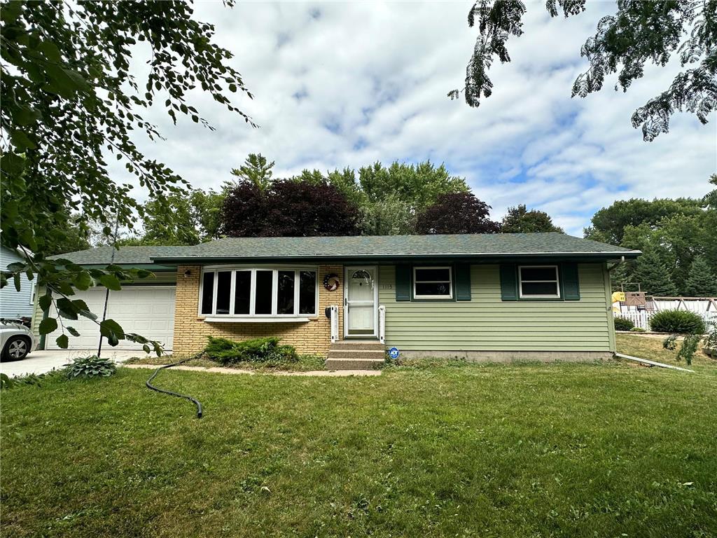 1115 Sherwood Street SE Hutchinson MN 55350 6405104 image1