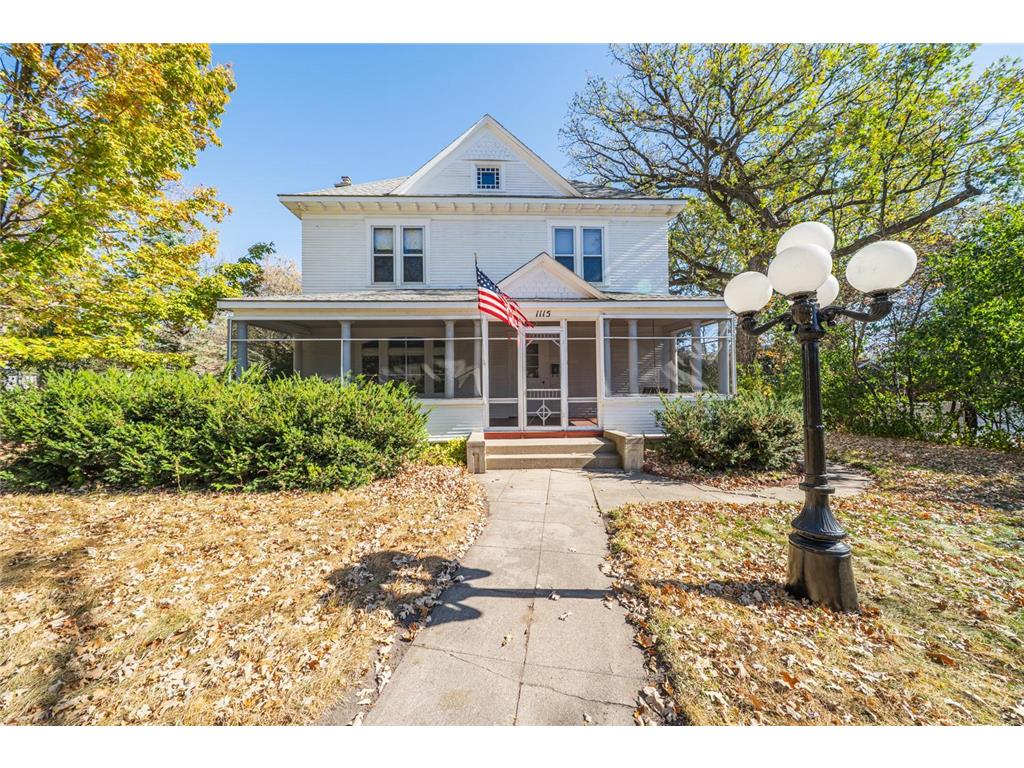 1115 Summit Avenue Detroit Lakes MN 56501 7085673 image2