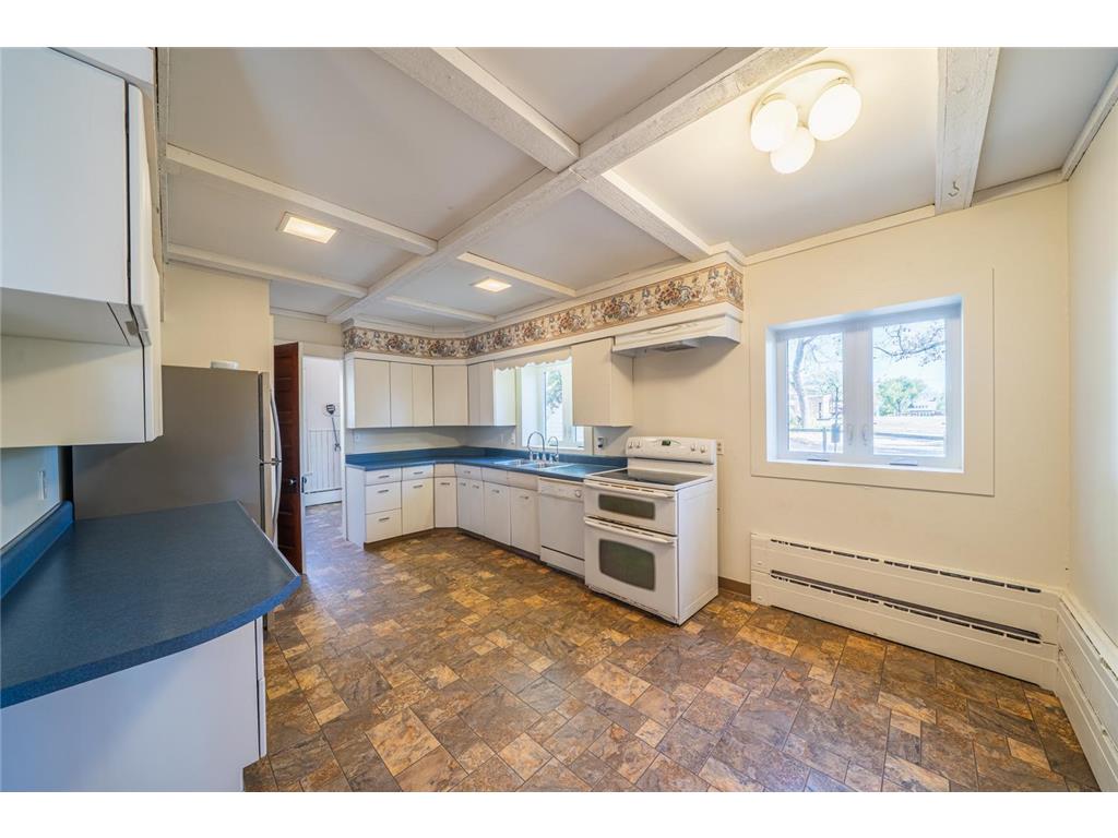 1115 Summit Avenue Detroit Lakes MN 56501 7085673 image9