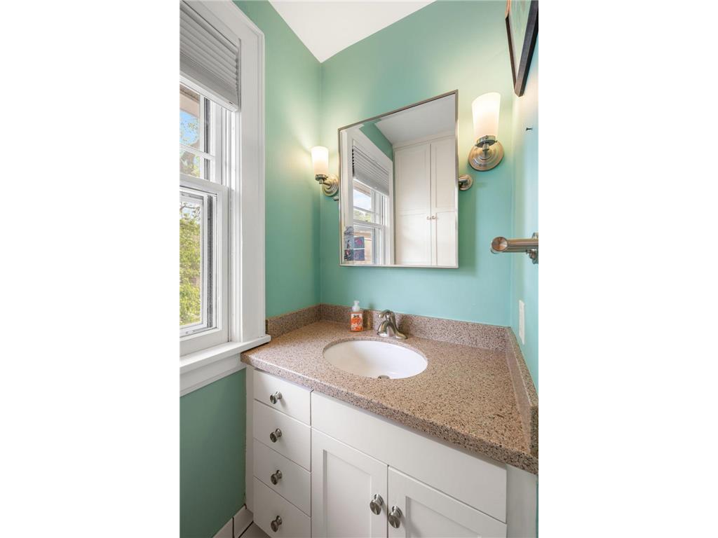 1115 W 48th Street Minneapolis MN 55419 7090155 image33