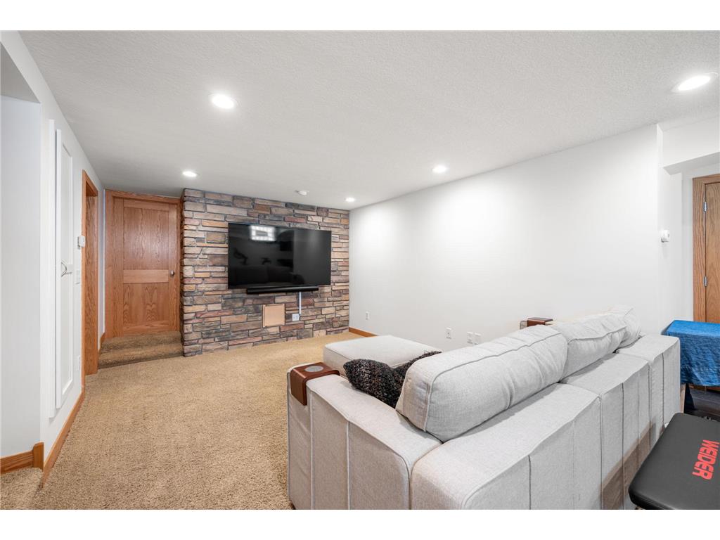 1115 W 48th Street Minneapolis MN 55419 7090155 image44