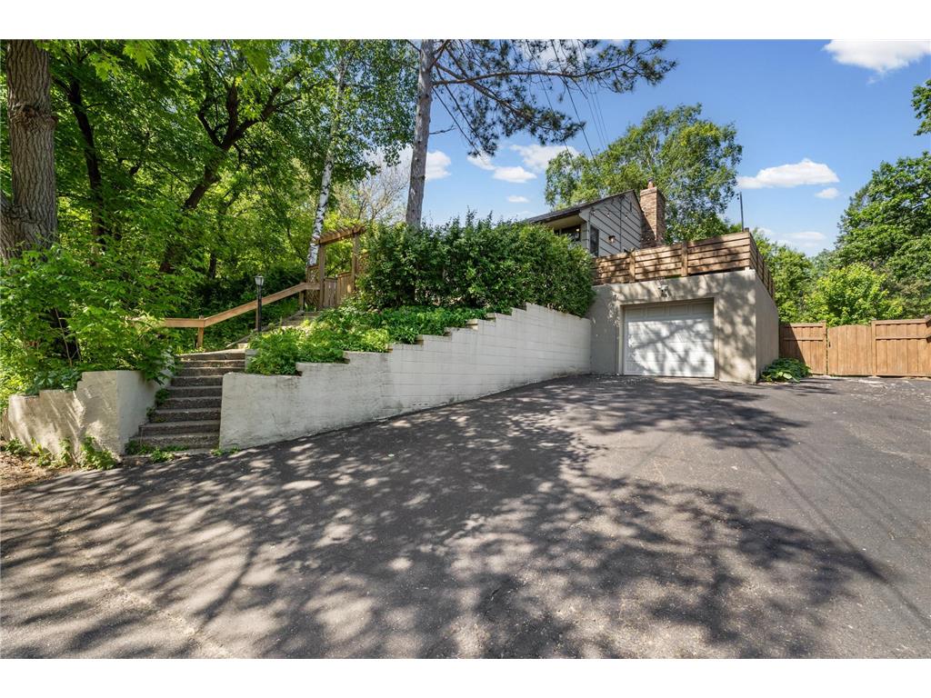 1115 W Medicine Lake Drive Plymouth MN 55441 7074874 image2