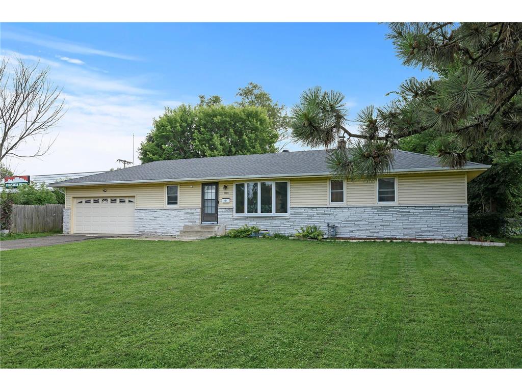1116 Roselawn Avenue W Roseville MN 55113 6765271 image1