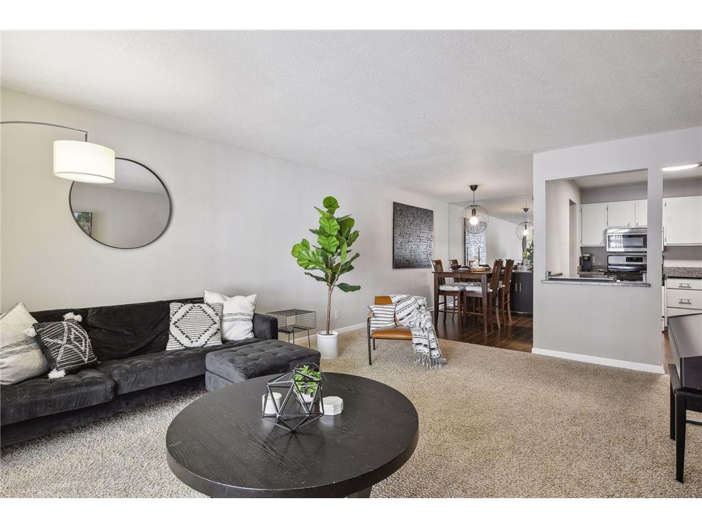 11160 Anderson Lakes Parkway #100 Eden Prairie MN 55344 6324113 image1