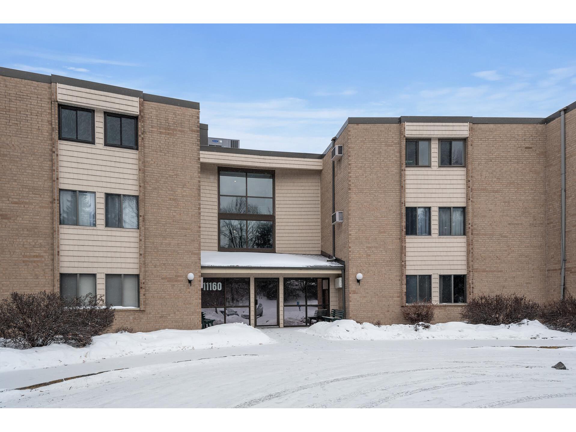 11160 Anderson Lakes Parkway 112, Eden Prairie, MN, 55344 MLS